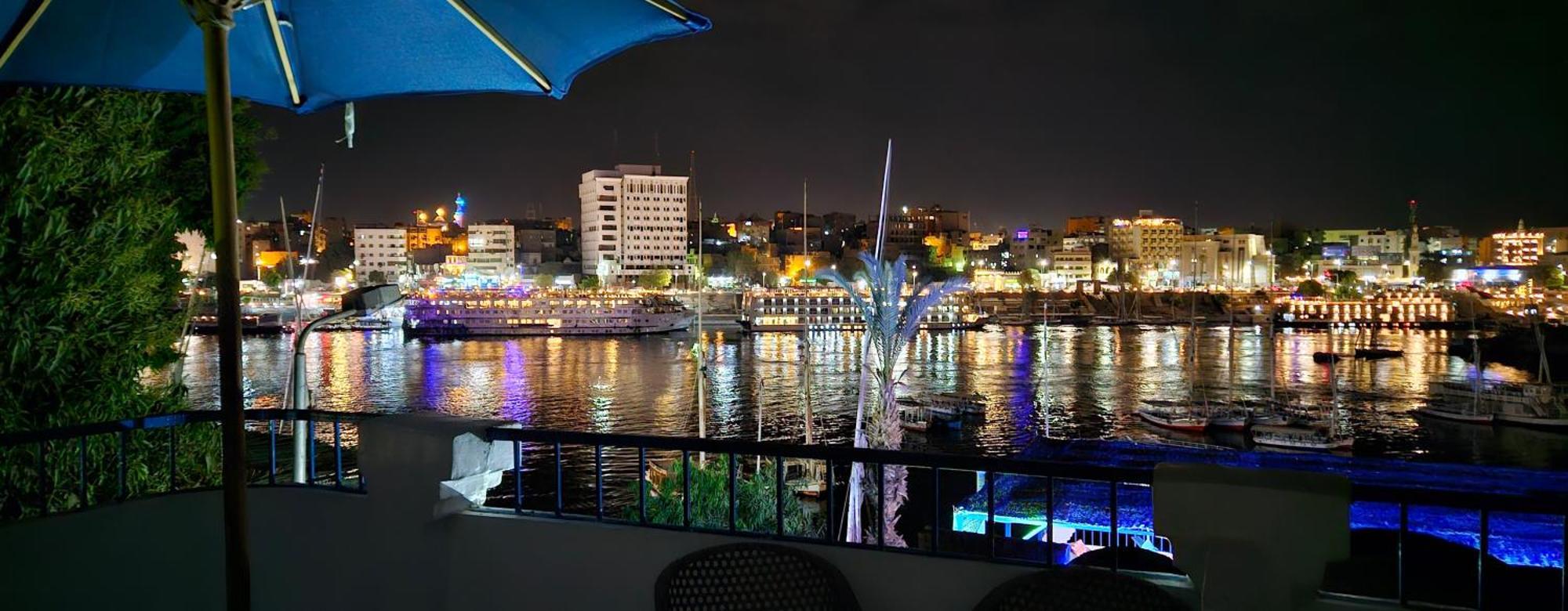 La Terrace Hotel Aswan Exterior photo