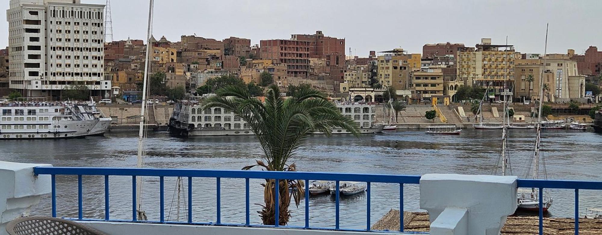 La Terrace Hotel Aswan Exterior photo