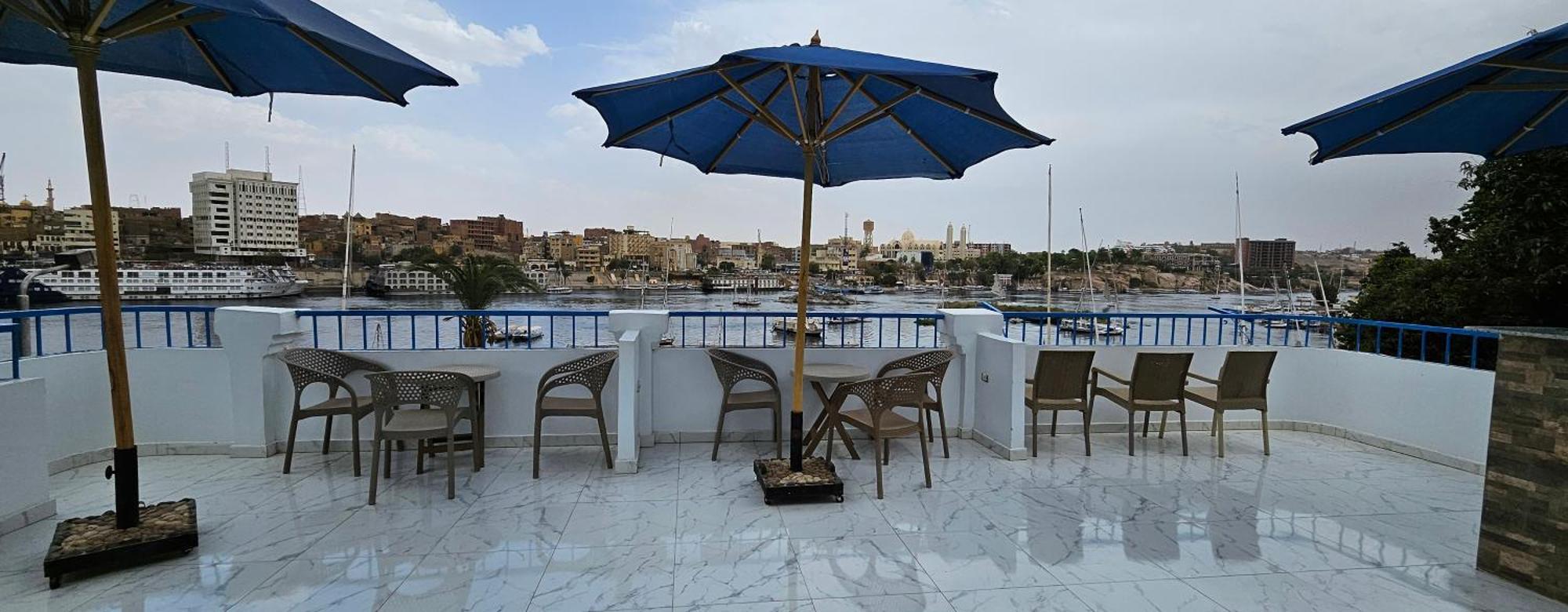 La Terrace Hotel Aswan Exterior photo